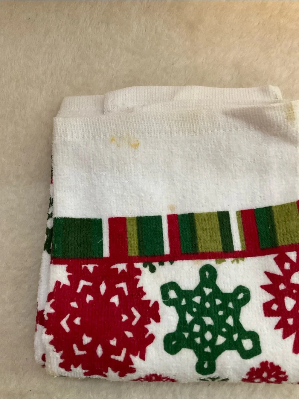 Holiday Snowflake Kitchen Towel - Red & Green
